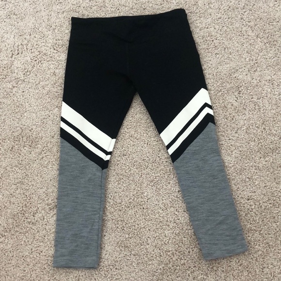 Lorna Jane Cropped Athletic Leggings - Picture 1 of 2